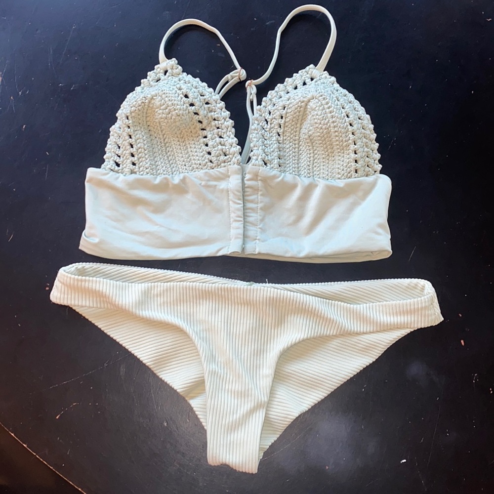 Frankies Bikini top small bottoms med